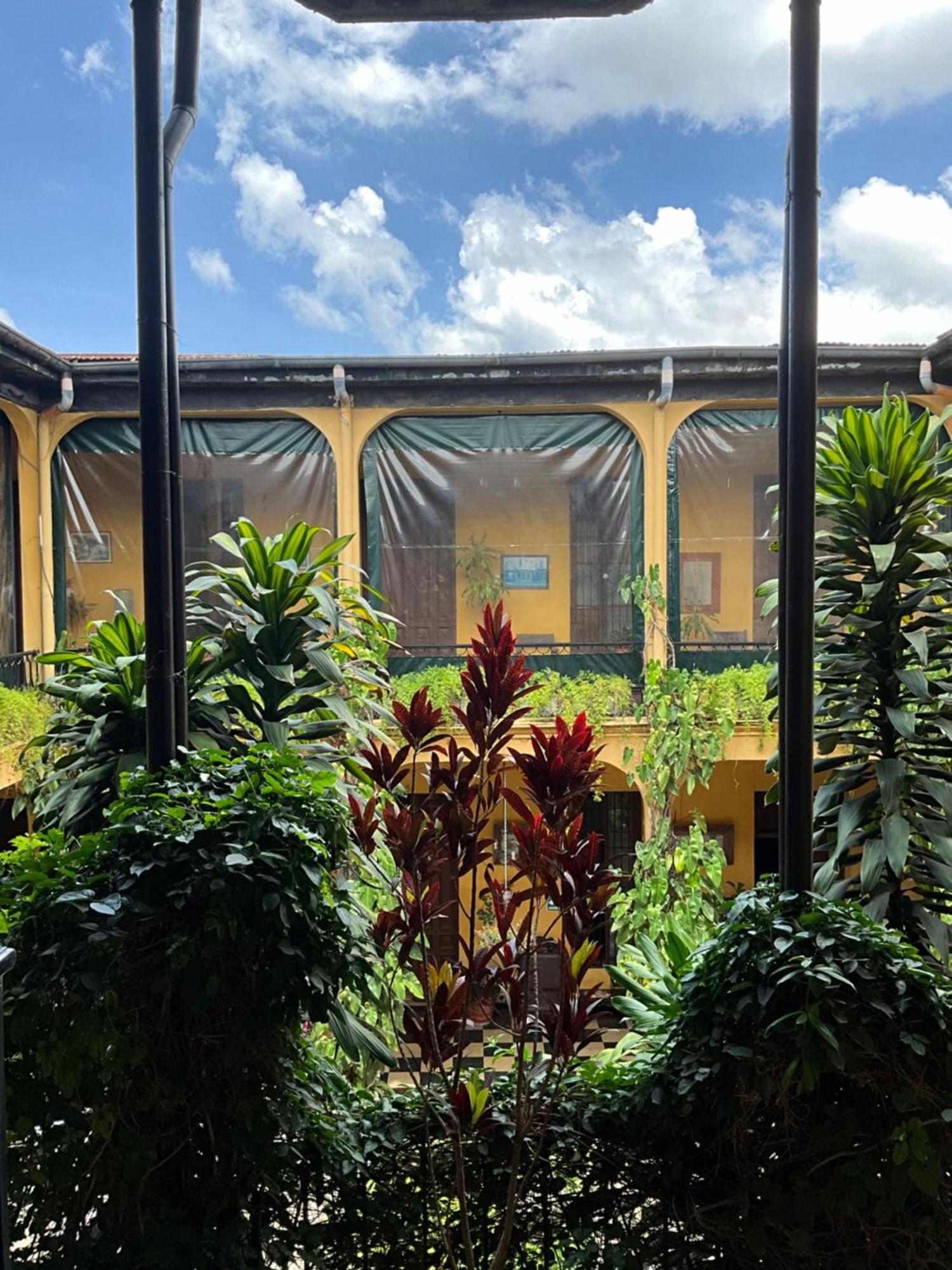 Hotel Spring Guatemala-Stad Buitenkant foto